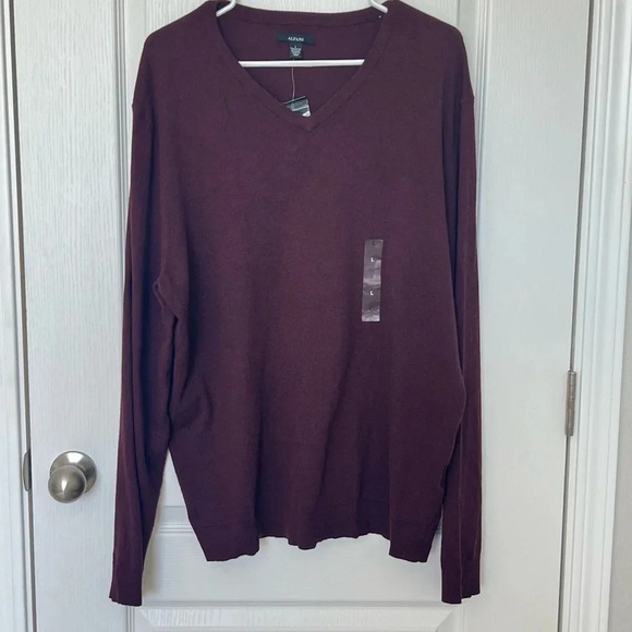 NWT Alfani Men’s VNeck Sweater Luxury Touch Lightweight HeatherMaroon Size L - Picture 2 of 10
